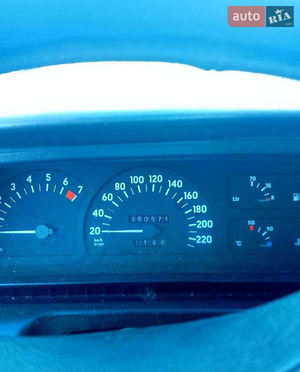 Седан Opel Omega 1988 в Полтаве
