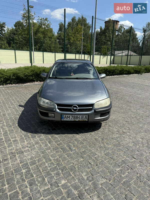 Седан Opel Omega 1995 в Коростышеве