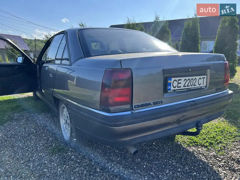 Opel Omega
