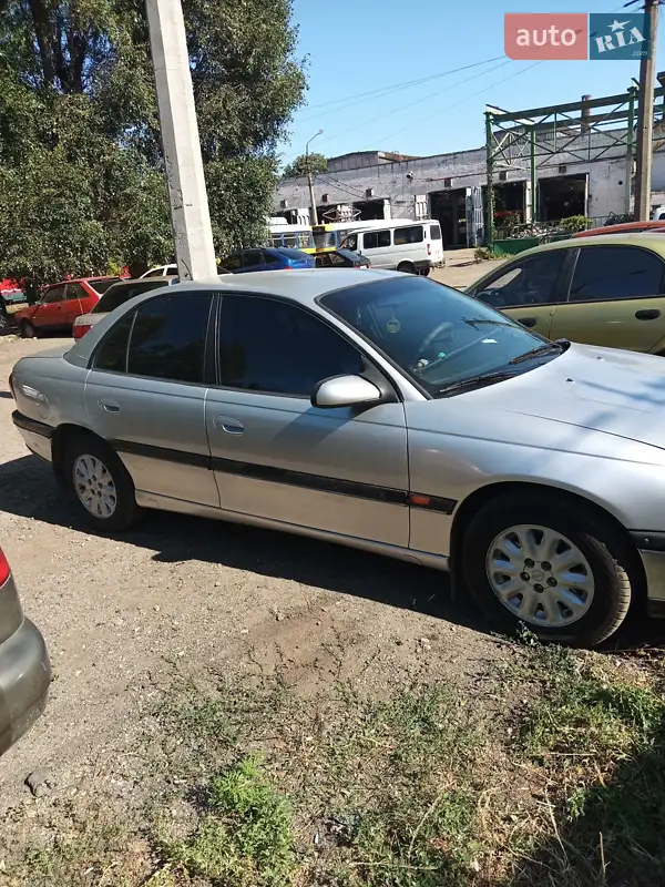 Opel Omega