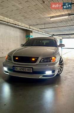 Седан Opel Omega 2001 в Львові