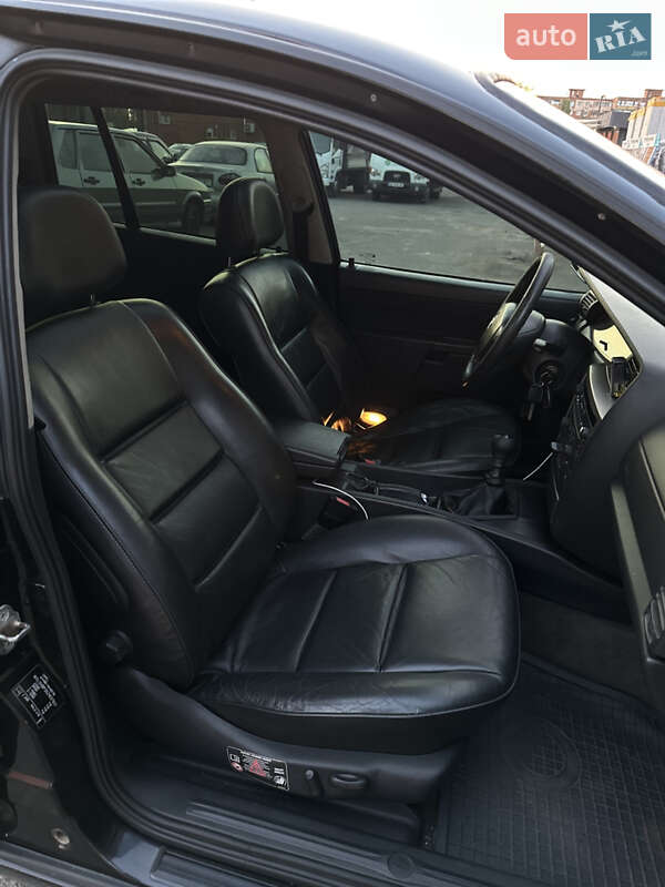 Универсал Opel Omega 2002 в Кривом Роге
