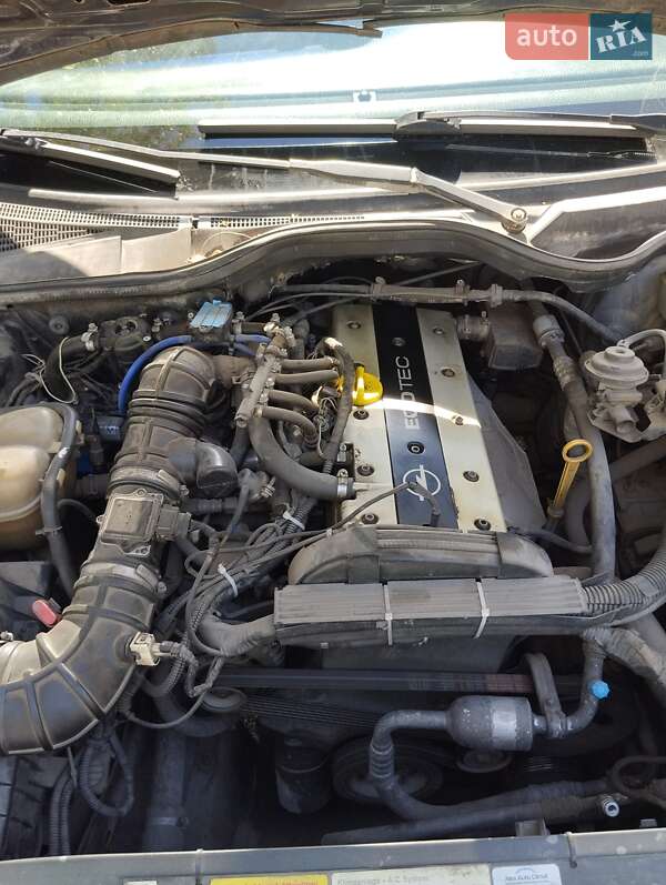 Седан Opel Omega 1998 в Дніпрі