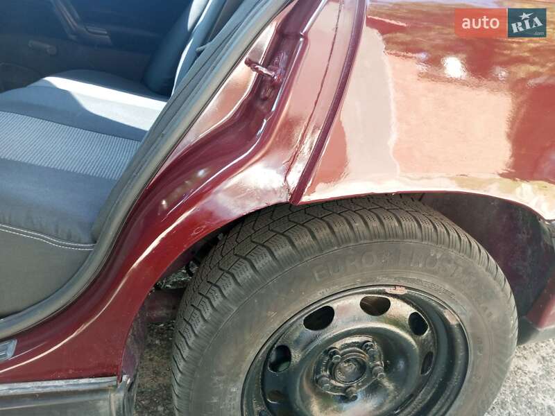 Седан Opel Omega 1995 в Киеве фото 13 Седан Opel Omega 1995 в Киеве