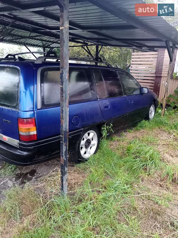 Універсал Opel Omega 1988 в Сарнах