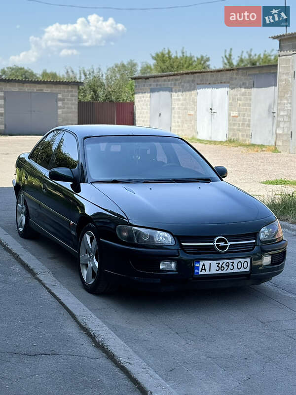 Седан Opel Omega 1995 в 