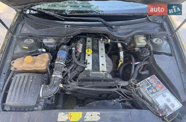 Седан Opel Omega 1995 в 