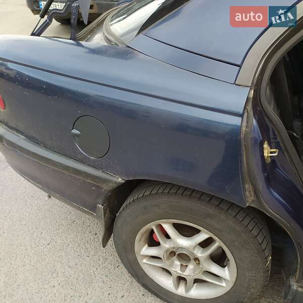 Седан Opel Omega 1994 в Києві