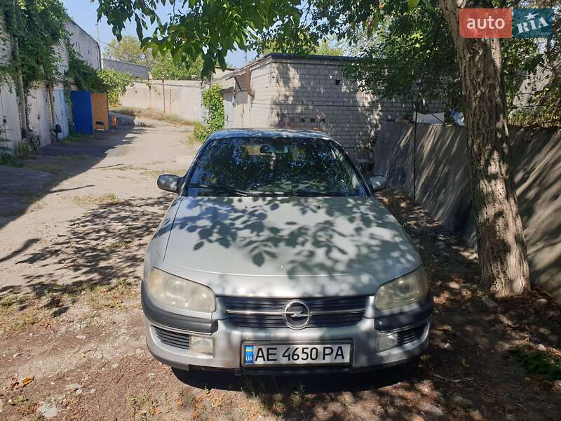 Opel Omega 1998