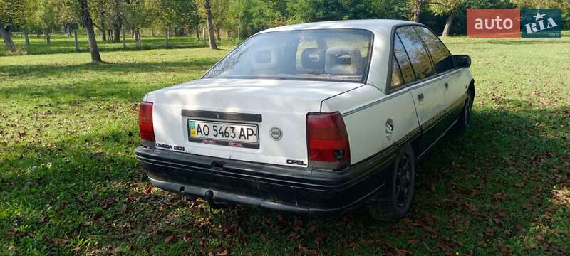 Седан Opel Omega 1991 в Тячеве фото Седан Opel Omega 1991 в Тячеве