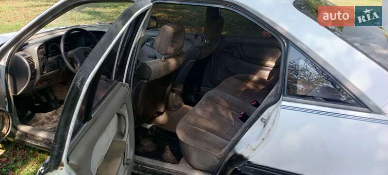 Седан Opel Omega 1991 в Тячеве фото 12 Седан Opel Omega 1991 в Тячеве