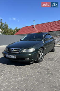 Седан Opel Omega 2003 в Малине
