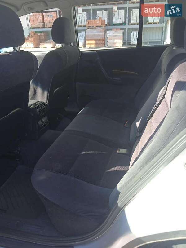 Универсал Opel Omega 1999 в Киеве
