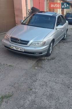 Седан Opel Omega 2000 в Луцьку
