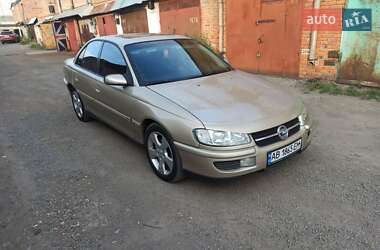 Седан Opel Omega 1998 в Виннице