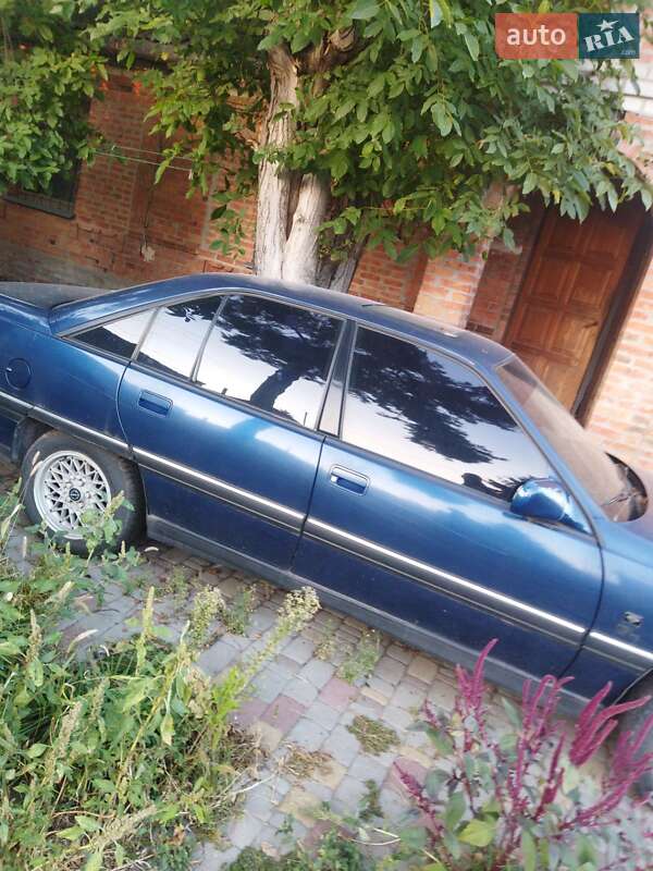 Седан Opel Omega 1992 в Харькове