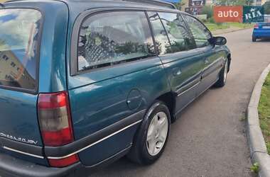 Универсал Opel Omega 1995 в 