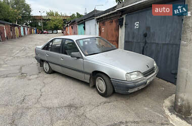 Седан Opel Omega 1987 в Запоріжжі
