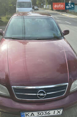 Седан Opel Omega 2002 в 