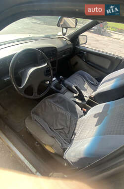 Універсал Opel Omega 1987 в 