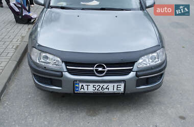 Седан Opel Omega 1998 в Надвірній