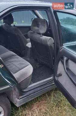 Седан Opel Omega 1993 в 