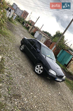 Седан Opel Omega 1989 в Дрогобичі