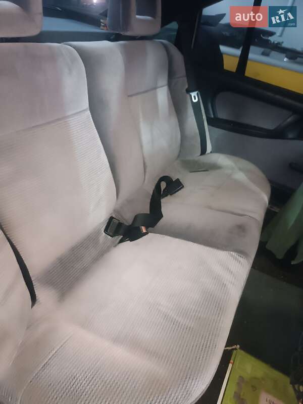 Седан Opel Omega 1987 в Ровно фото 15 Седан Opel Omega 1987 в Ровно