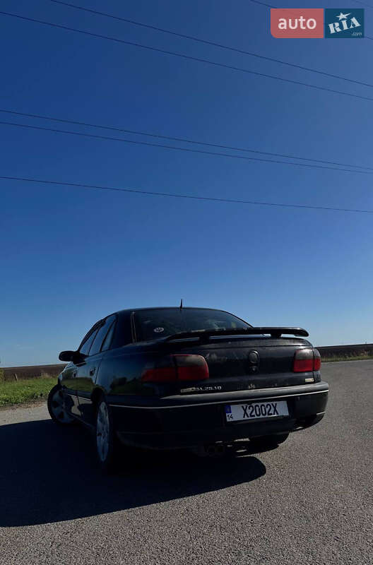Седан Opel Omega 1994 в Радехові