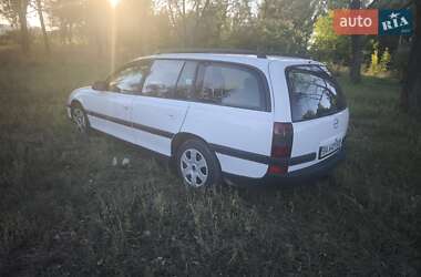 Универсал Opel Omega 1995 в 