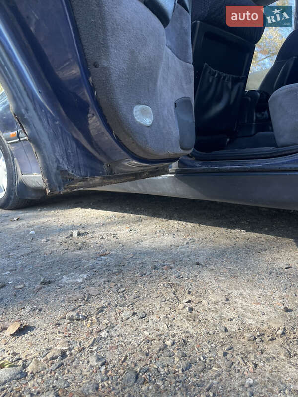 Седан Opel Omega 1995 в Василькові