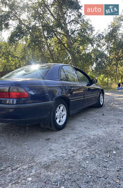Седан Opel Omega 1995 в 
