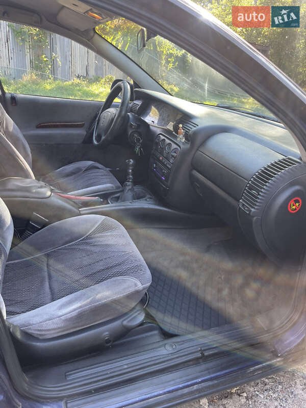 Седан Opel Omega 1995 в Василькові