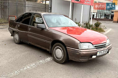 Седан Opel Omega 1987 в Харькове