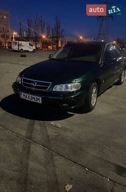 Седан Opel Omega 2000 в Буче