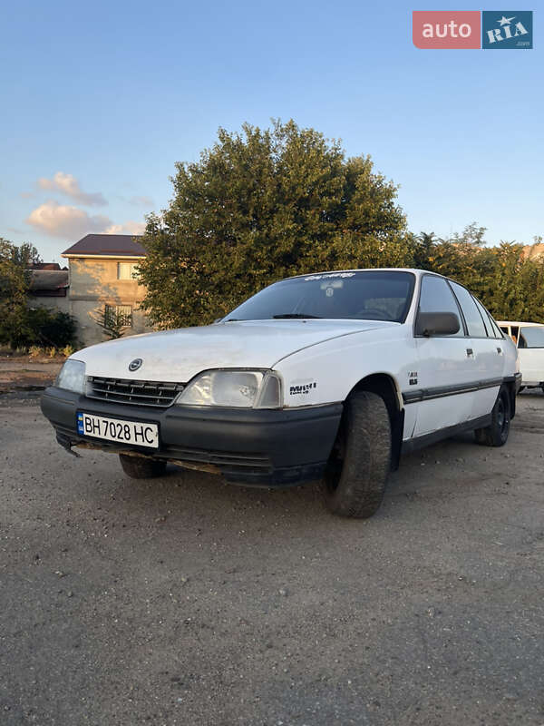 Седан Opel Omega 1989 в Николаеве фото 7 Седан Opel Omega 1989 в Николаеве