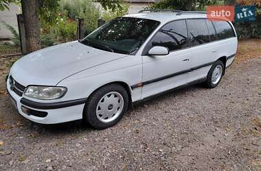 Универсал Opel Omega 1994 в Умани