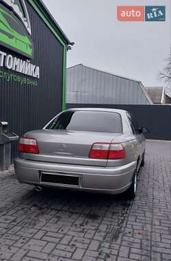 Седан Opel Omega 2003 в 