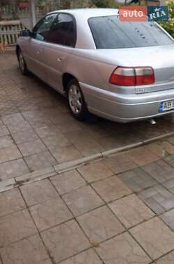 Седан Opel Omega 2001 в Хмельнике