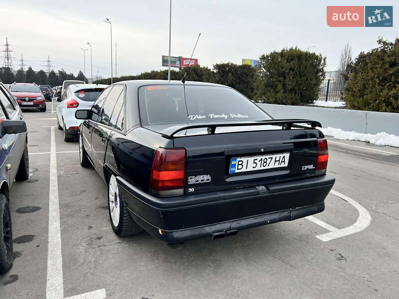 Седан Opel Omega 1991 в Полтаве