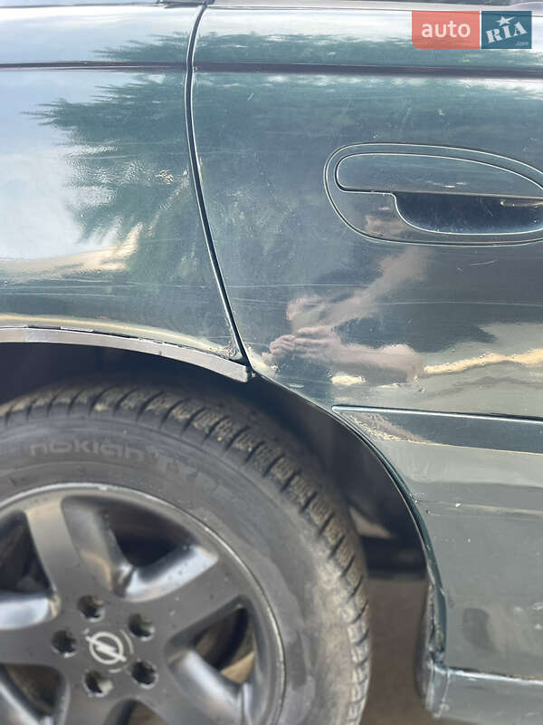 Седан Opel Omega 2003 в Баре