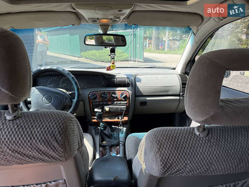 Седан Opel Omega 1995 в Коростишеві фото 6 Седан Opel Omega 1995 в Коростишеві