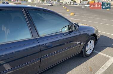 Седан Opel Omega 2000 в 