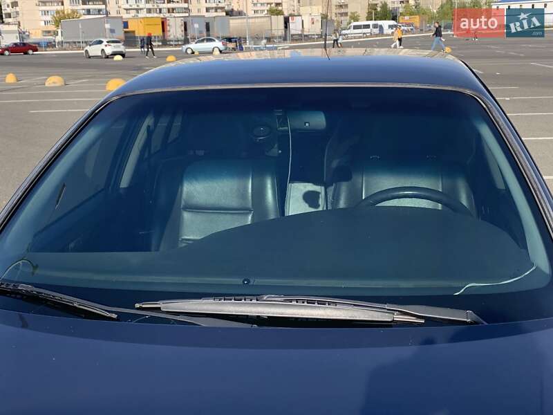 Седан Opel Omega 2000 в Киеве