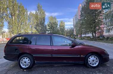 Универсал Opel Omega 1995 в 