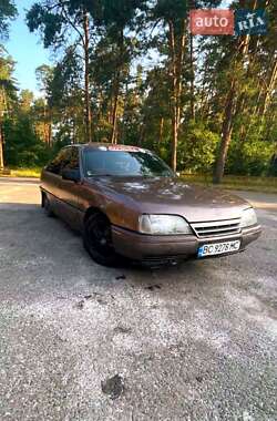 Седан Opel Omega 1988 в  Седан Opel Omega 1988 в