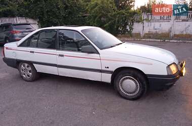 Седан Opel Omega 1988 в Виннице