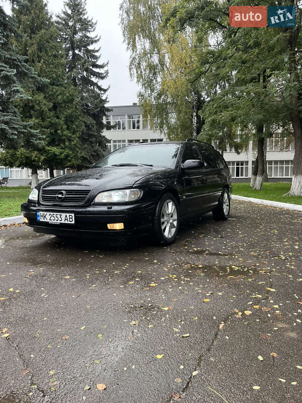 Opel Omega 2002