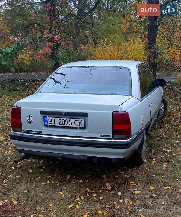 Седан Opel Omega 1991 в Полтаве фото 8 Седан Opel Omega 1991 в Полтаве