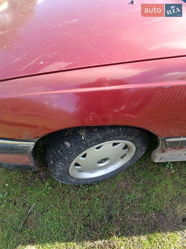Седан Opel Omega 1992 в Броварах фото 5 Седан Opel Omega 1992 в Броварах
